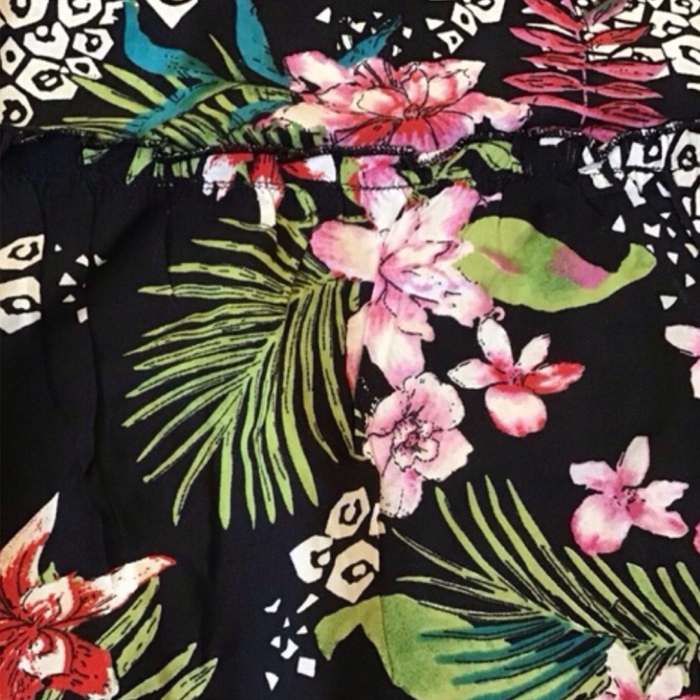 BOHO ME Collection Floral Dress (NWT) (Size: XS) - Picture 7 of 11